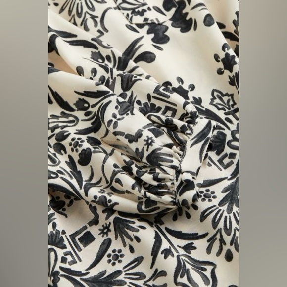 H&M Patterned Dress - Picture 3 of 11